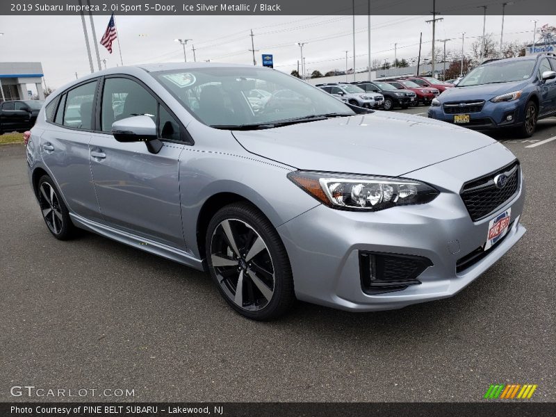 Front 3/4 View of 2019 Impreza 2.0i Sport 5-Door