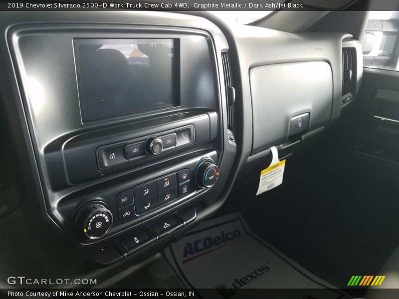 Graphite Metallic / Dark Ash/Jet Black 2019 Chevrolet Silverado 2500HD Work Truck Crew Cab 4WD
