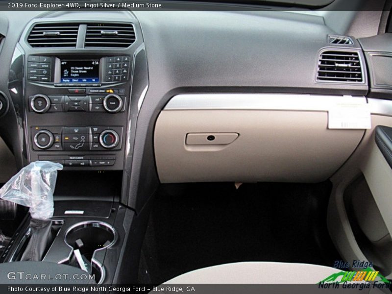 Ingot Silver / Medium Stone 2019 Ford Explorer 4WD