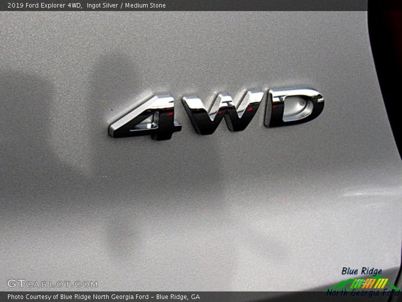 Ingot Silver / Medium Stone 2019 Ford Explorer 4WD