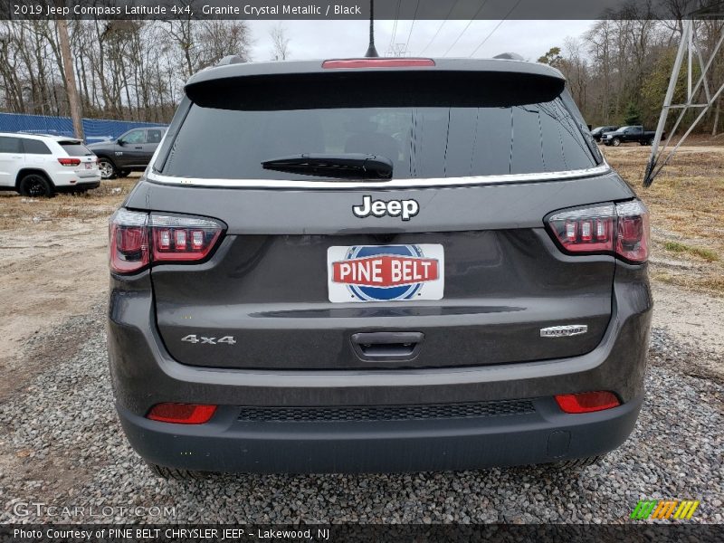 Granite Crystal Metallic / Black 2019 Jeep Compass Latitude 4x4