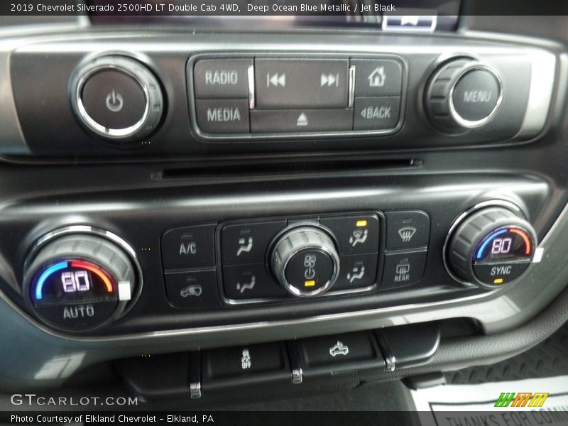 Controls of 2019 Silverado 2500HD LT Double Cab 4WD