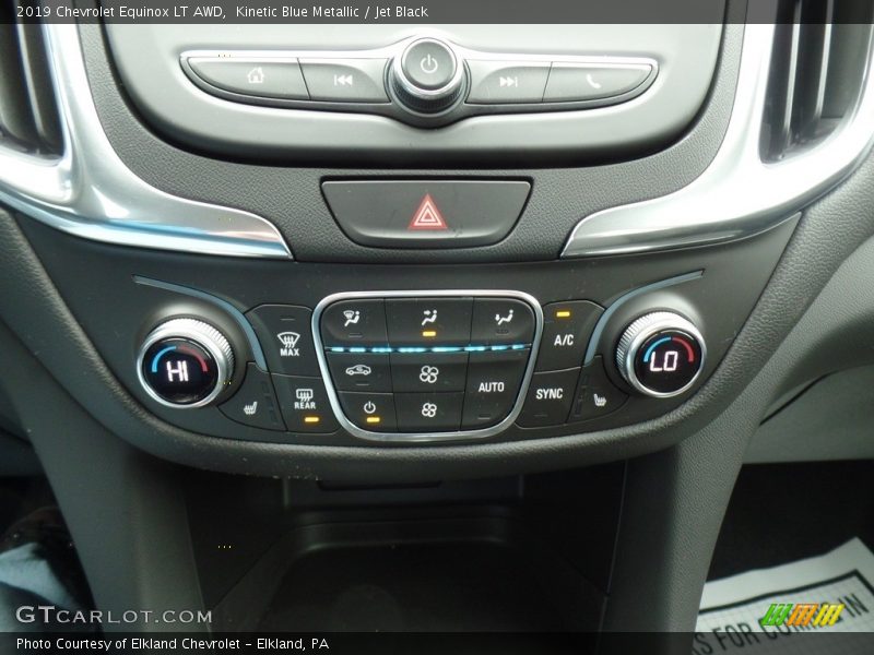 Kinetic Blue Metallic / Jet Black 2019 Chevrolet Equinox LT AWD