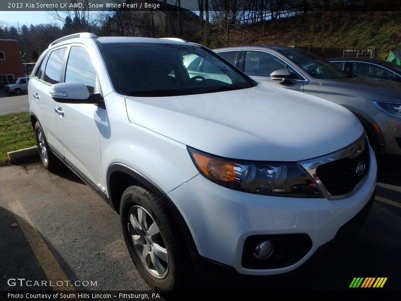 Snow White Pearl / Beige 2013 Kia Sorento LX AWD