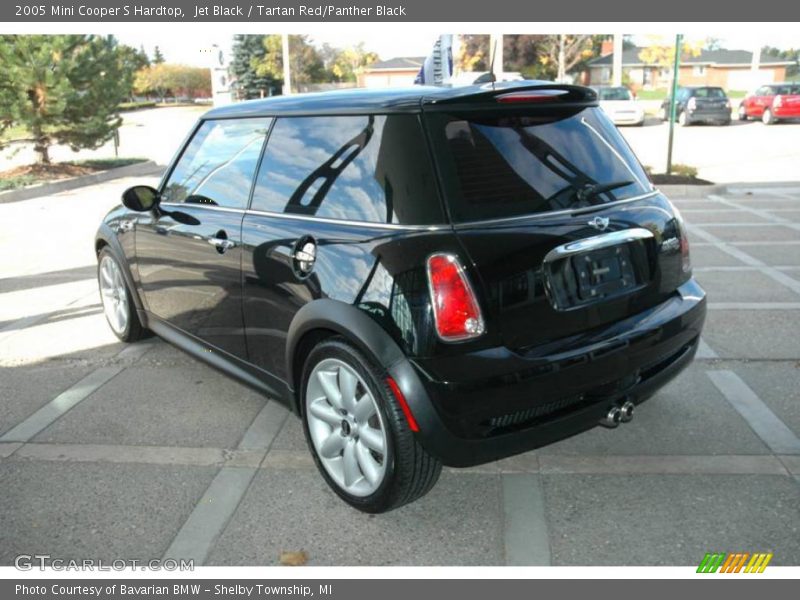 Jet Black / Tartan Red/Panther Black 2005 Mini Cooper S Hardtop