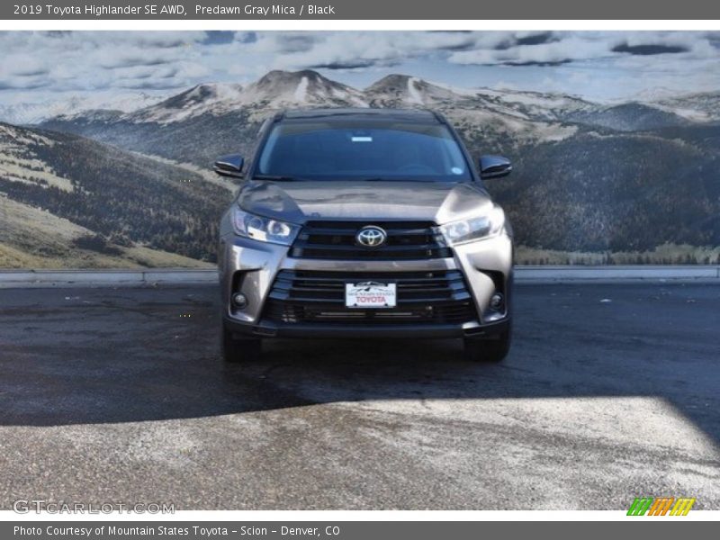Predawn Gray Mica / Black 2019 Toyota Highlander SE AWD