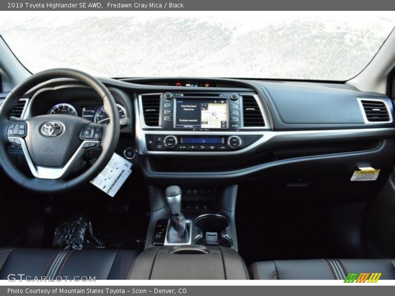 Predawn Gray Mica / Black 2019 Toyota Highlander SE AWD