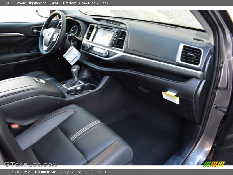 Predawn Gray Mica / Black 2019 Toyota Highlander SE AWD
