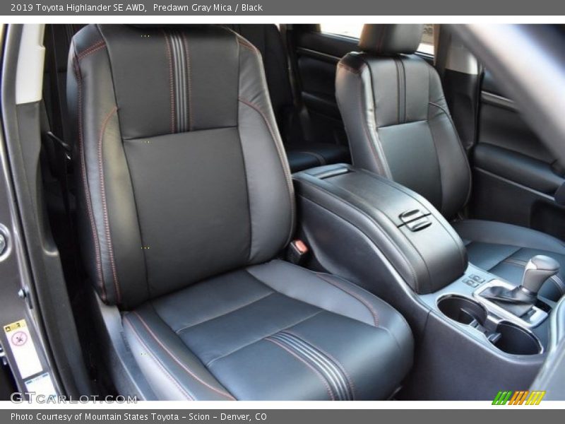 Predawn Gray Mica / Black 2019 Toyota Highlander SE AWD