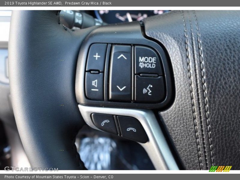 Predawn Gray Mica / Black 2019 Toyota Highlander SE AWD