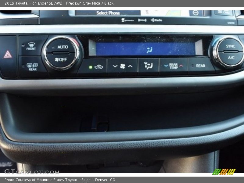 Predawn Gray Mica / Black 2019 Toyota Highlander SE AWD