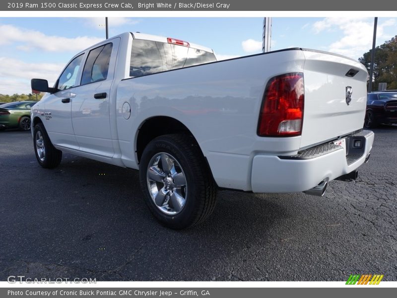 Bright White / Black/Diesel Gray 2019 Ram 1500 Classic Express Crew Cab