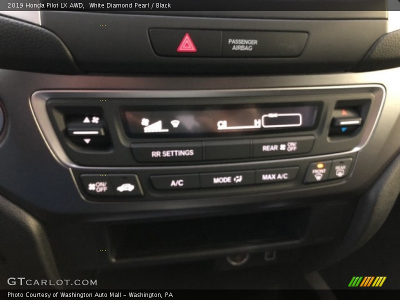 Controls of 2019 Pilot LX AWD