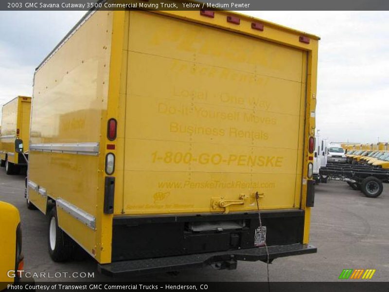 Yellow / Medium Pewter 2003 GMC Savana Cutaway 3500 Commercial Moving Truck