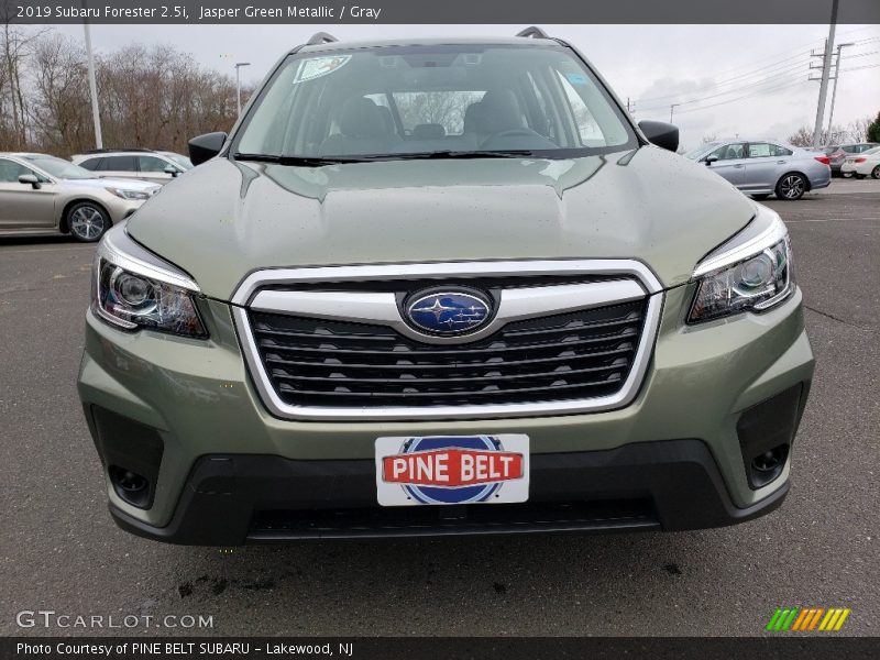 Jasper Green Metallic / Gray 2019 Subaru Forester 2.5i