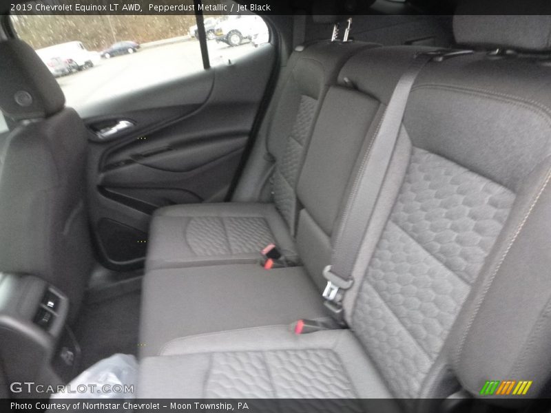 Pepperdust Metallic / Jet Black 2019 Chevrolet Equinox LT AWD
