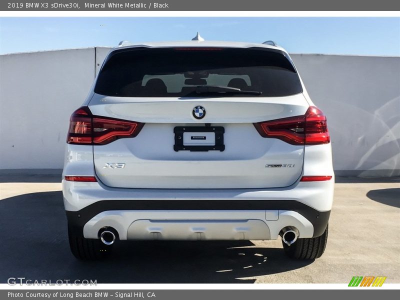 Mineral White Metallic / Black 2019 BMW X3 sDrive30i