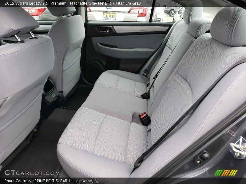 Magnetite Gray Metallic / Titanium Gray 2019 Subaru Legacy 2.5i Premium