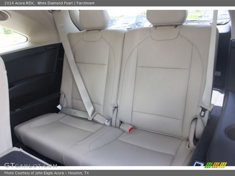 White Diamond Pearl / Parchment 2014 Acura MDX