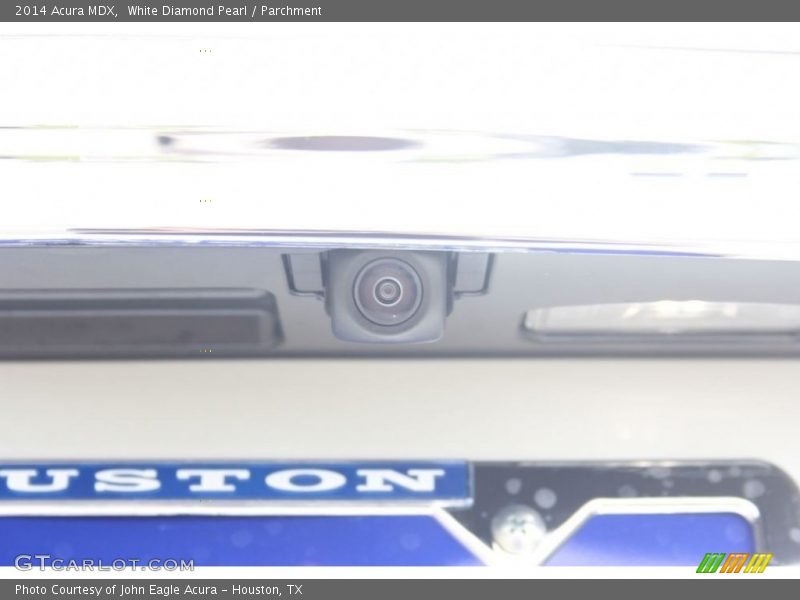 White Diamond Pearl / Parchment 2014 Acura MDX