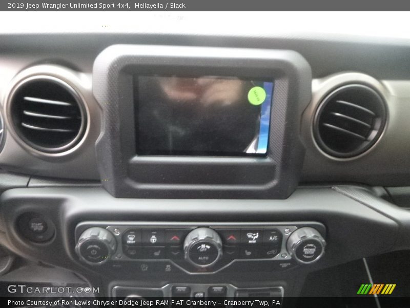 Hellayella / Black 2019 Jeep Wrangler Unlimited Sport 4x4