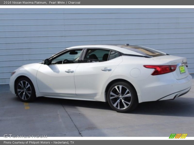 Pearl White / Charcoal 2016 Nissan Maxima Platinum