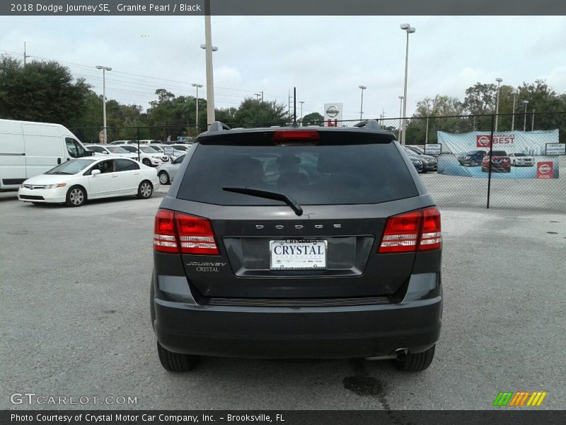 Granite Pearl / Black 2018 Dodge Journey SE