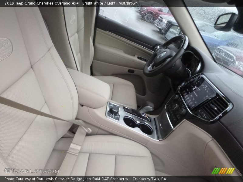 Bright White / Light Frost/Brown 2019 Jeep Grand Cherokee Overland 4x4