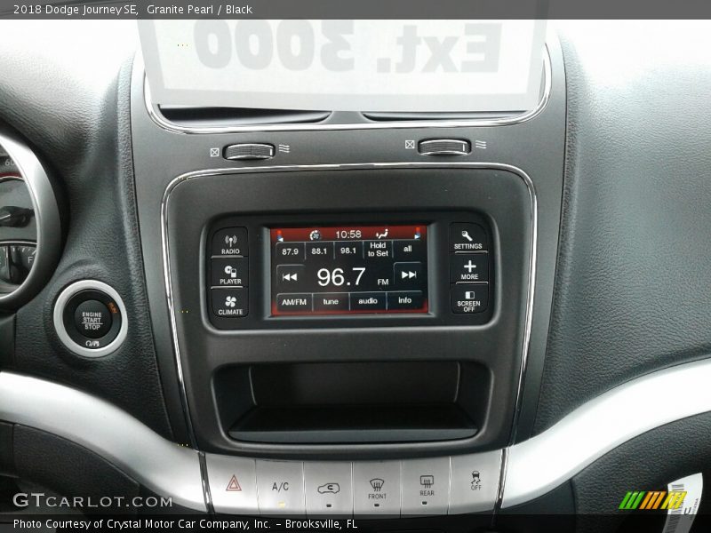 Granite Pearl / Black 2018 Dodge Journey SE