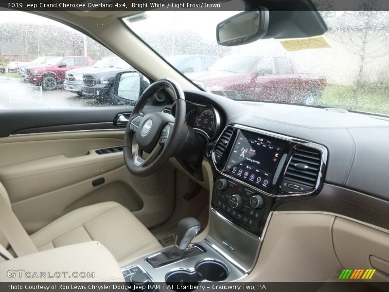 Bright White / Light Frost/Brown 2019 Jeep Grand Cherokee Overland 4x4