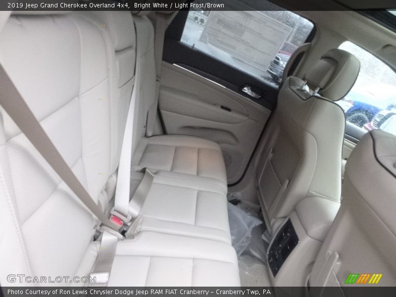 Bright White / Light Frost/Brown 2019 Jeep Grand Cherokee Overland 4x4