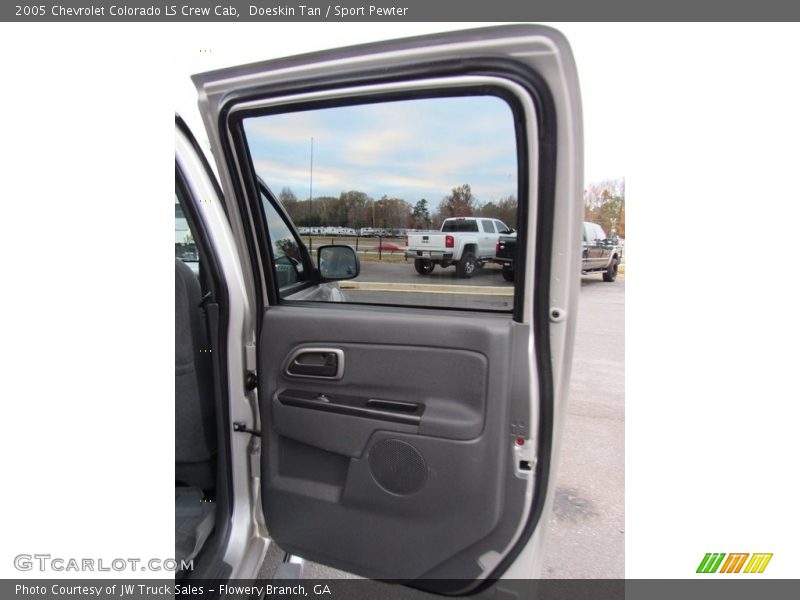 Doeskin Tan / Sport Pewter 2005 Chevrolet Colorado LS Crew Cab