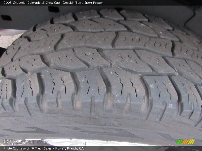 Doeskin Tan / Sport Pewter 2005 Chevrolet Colorado LS Crew Cab