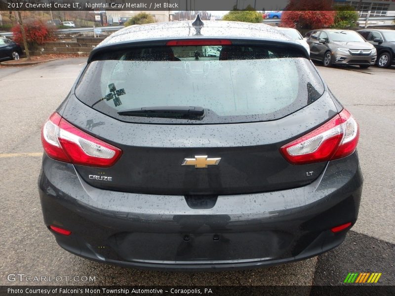 Nightfall Gray Metallic / Jet Black 2017 Chevrolet Cruze LT