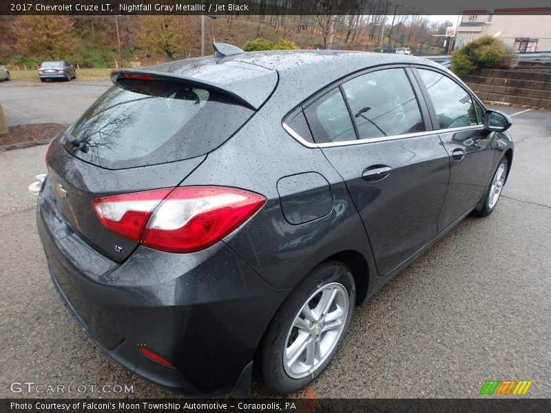 Nightfall Gray Metallic / Jet Black 2017 Chevrolet Cruze LT