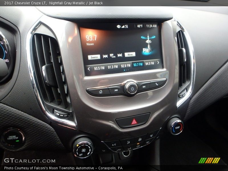 Nightfall Gray Metallic / Jet Black 2017 Chevrolet Cruze LT