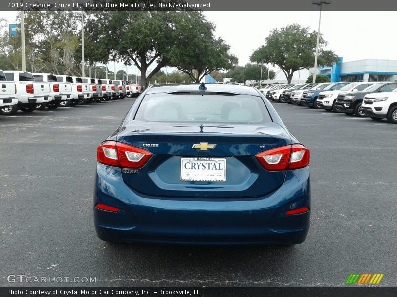 Pacific Blue Metallic / Jet Black/­Galvanized 2019 Chevrolet Cruze LT