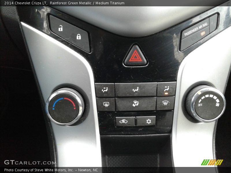 Rainforest Green Metallic / Medium Titanium 2014 Chevrolet Cruze LT