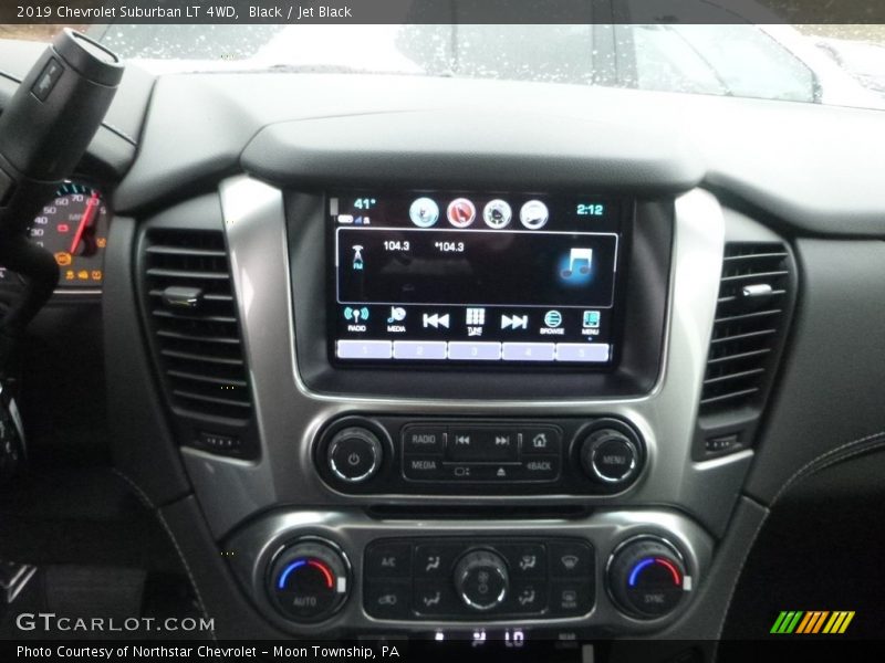 Black / Jet Black 2019 Chevrolet Suburban LT 4WD