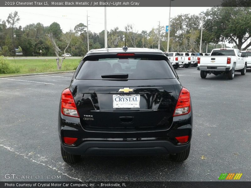 Mosaic Black Metallic / Jet Black/­Light Ash Gray 2019 Chevrolet Trax LS