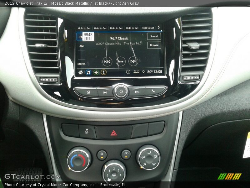 Mosaic Black Metallic / Jet Black/­Light Ash Gray 2019 Chevrolet Trax LS