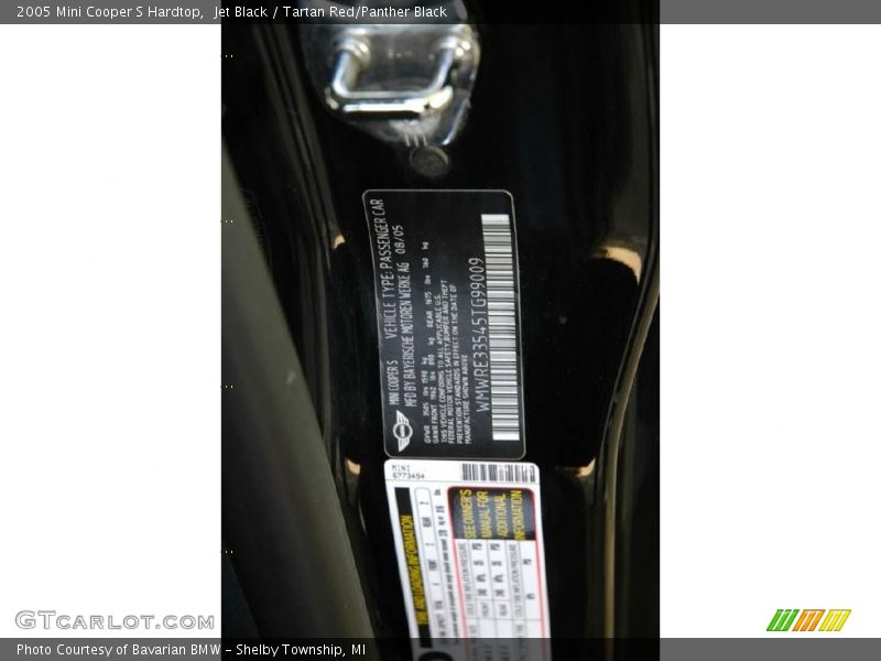 Jet Black / Tartan Red/Panther Black 2005 Mini Cooper S Hardtop