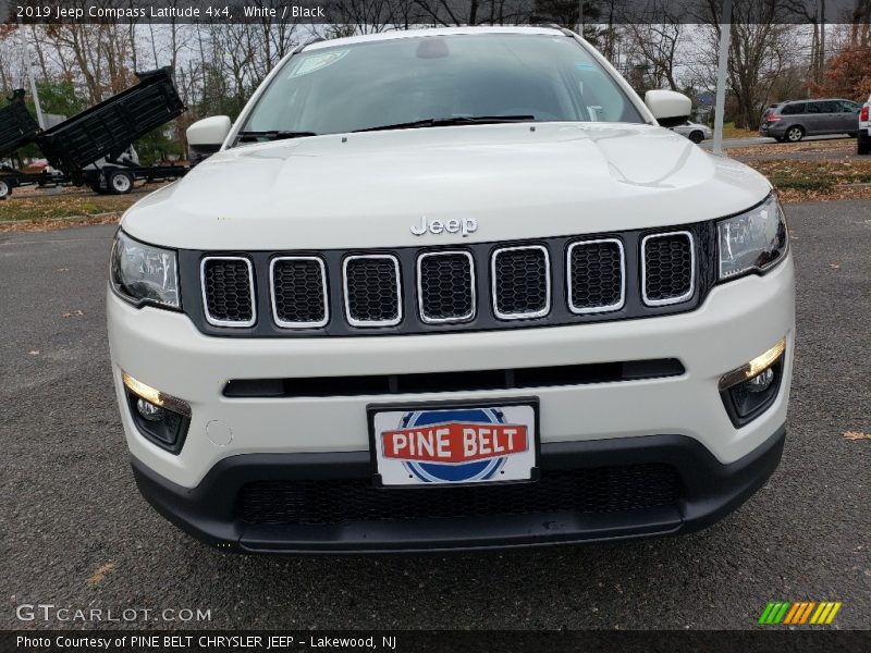 White / Black 2019 Jeep Compass Latitude 4x4