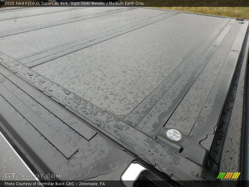 Ingot Silver Metallic / Medium Earth Gray 2015 Ford F150 XL SuperCab 4x4