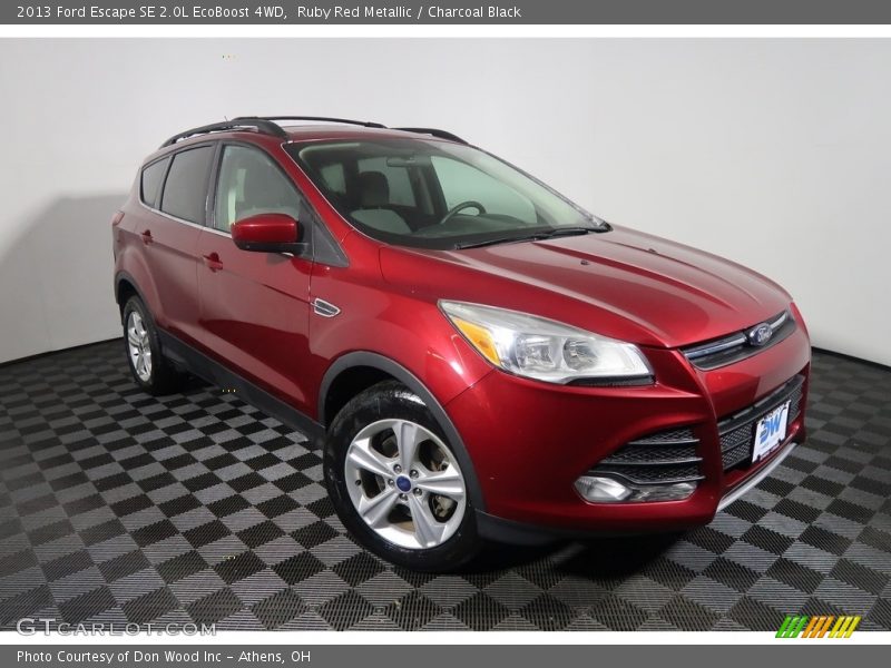 Ruby Red Metallic / Charcoal Black 2013 Ford Escape SE 2.0L EcoBoost 4WD