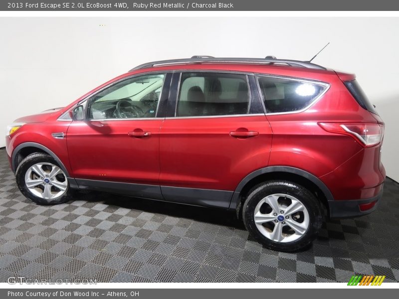 Ruby Red Metallic / Charcoal Black 2013 Ford Escape SE 2.0L EcoBoost 4WD