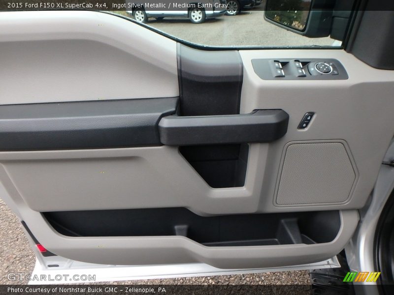 Ingot Silver Metallic / Medium Earth Gray 2015 Ford F150 XL SuperCab 4x4