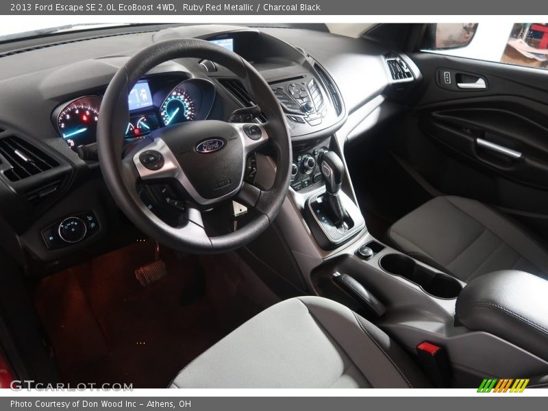 Ruby Red Metallic / Charcoal Black 2013 Ford Escape SE 2.0L EcoBoost 4WD