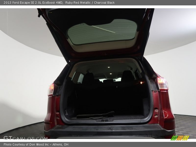 Ruby Red Metallic / Charcoal Black 2013 Ford Escape SE 2.0L EcoBoost 4WD