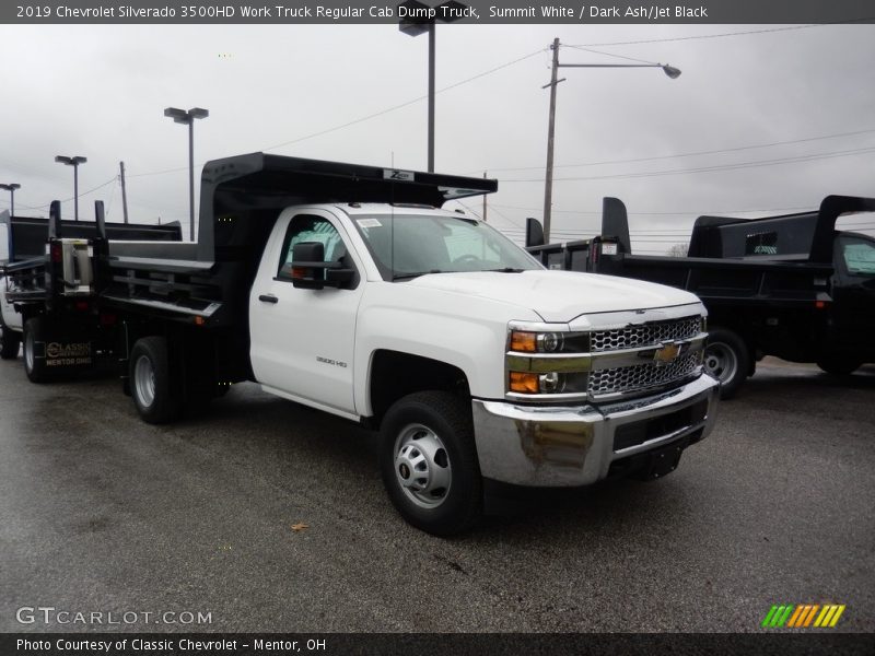 Front 3/4 View of 2019 Silverado 3500HD Work Truck Regular Cab Dump Truck
